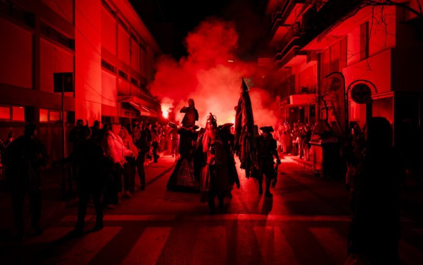 Βραδινή καρναβαλική παρέλαση στην Ξάνθη