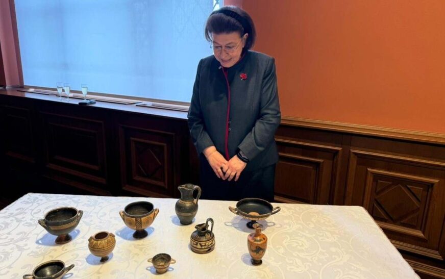 Επιστροφή 9 αρχαιοτήτων από τη Βουδαπέστη στην αργολική γη