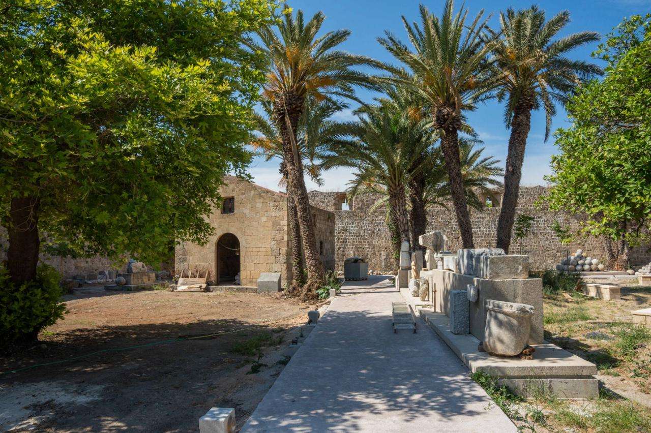 Εγκαίνια μνημείων και αρχαιολογικού χώρου στη Ρόδο